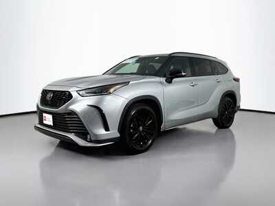 2025 Toyota Highlander, $46809. Photo 3