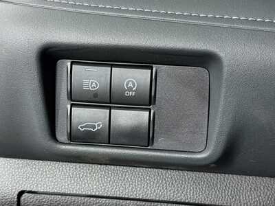 2025 Toyota Highlander, $45832. Photo 10