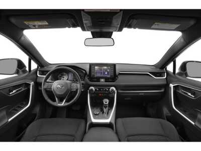2022 Toyota RAV4, $33977. Photo 8