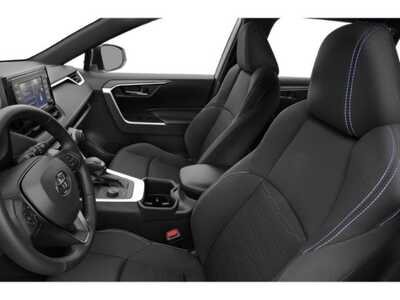 2022 Toyota RAV4, $33977. Photo 9