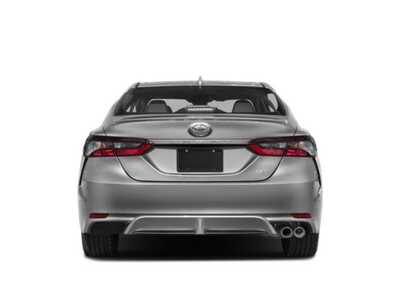 2022 Toyota Camry, $25977. Photo 5