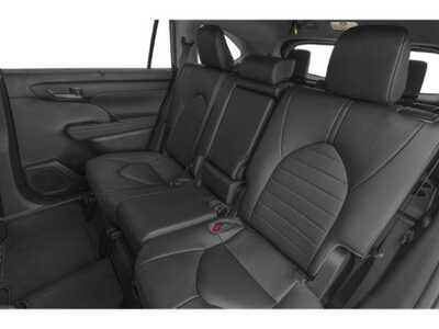 2025 Toyota Highlander, $49408. Photo 12