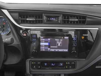 2018 Toyota Corolla, $14685. Photo 10