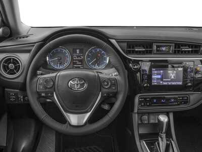 2018 Toyota Corolla, $14685. Photo 7