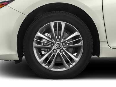 2016 Toyota Camry, $0. Photo 12