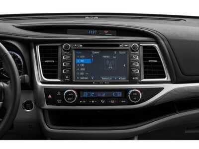 2019 Toyota Highlander, $0. Photo 10