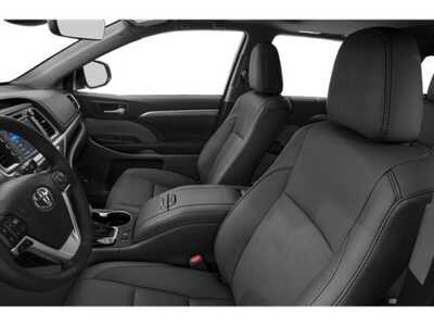 2019 Toyota Highlander, $0. Photo 9