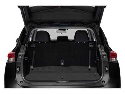 2022 Toyota Highlander, $39685. Photo 11
