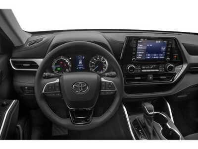 2022 Toyota Highlander, $39685. Photo 7