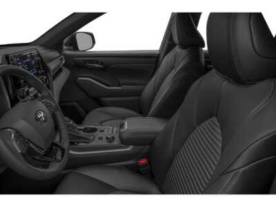 2022 Toyota Highlander, $31977. Photo 9