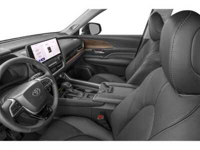 2025 Toyota Grand Highlander, $0. Photo 8