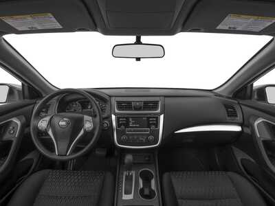 2016 Nissan Altima, $0. Photo 10
