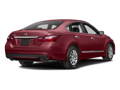 2016 Nissan Altima, $0. Photo 2