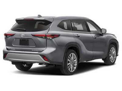 2026 Toyota Highlander, $56877. Photo 2