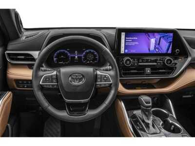 2026 Toyota Highlander, $56877. Photo 6