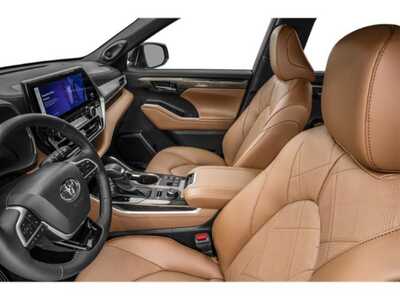 2026 Toyota Highlander, $56877. Photo 8