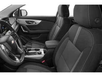 2025 Chevrolet Blazer, $29477. Photo 12