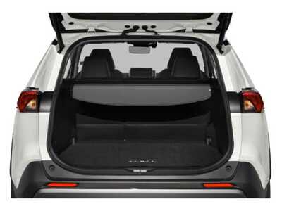 2021 Toyota RAV4, $33868. Photo 11