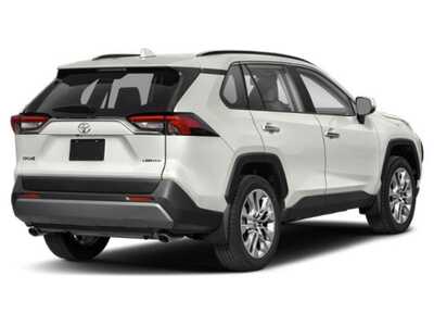 2021 Toyota RAV4, $33868. Photo 2