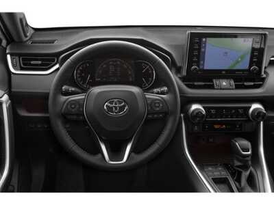 2021 Toyota RAV4, $33868. Photo 7