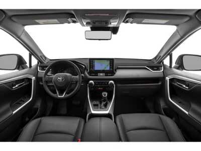 2021 Toyota RAV4, $33868. Photo 8