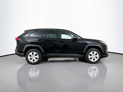 2025 Toyota RAV4, $33477. Photo 8