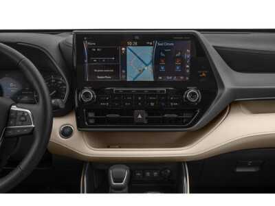 2020 Toyota Highlander, $31784. Photo 10