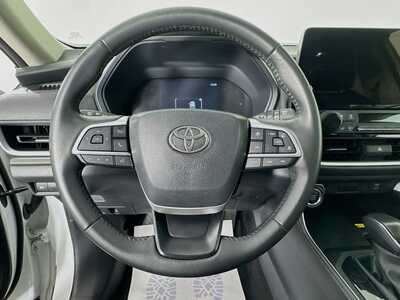 2024 Toyota Grand Highlander, $45493. Photo 11