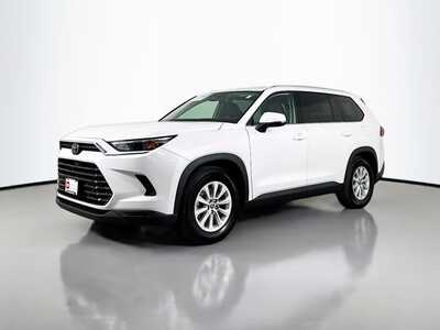 2024 Toyota Grand Highlander, $45493. Photo 3