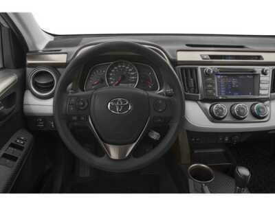 2015 Toyota RAV4, $14477. Photo 6