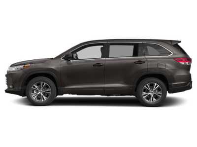 2019 Toyota Highlander, $25986. Photo 3