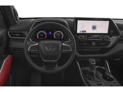 2025 Toyota Highlander, $0. Photo 6