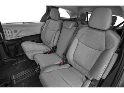 2026 Toyota Sienna, $43904. Photo 12