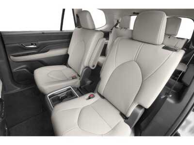 2026 Toyota Grand Highlander, $51378. Photo 12