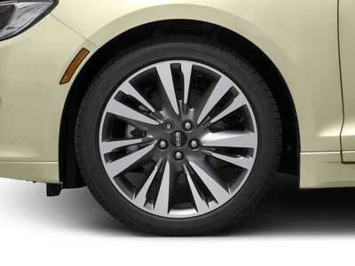 2017 Lincoln MKZ, $19977. Photo 11