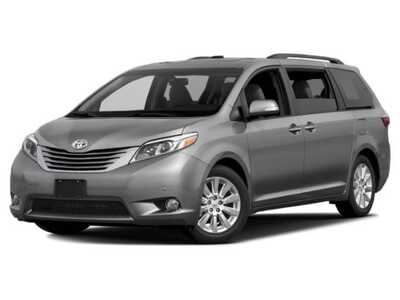 2015 Toyota Sienna, $16477. Photo 1