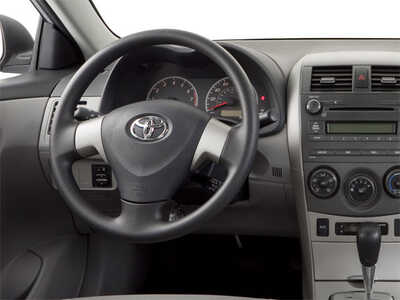 2012 Toyota Corolla, $10977. Photo 6