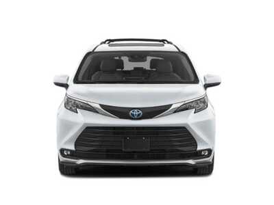 2026 Toyota Sienna, $51565. Photo 4