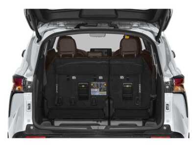 2026 Toyota Sienna, $61990. Photo 10