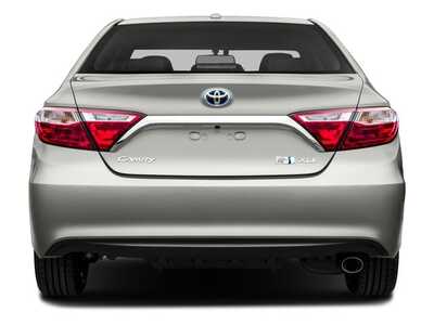 2016 Toyota Camry, $14977. Photo 5
