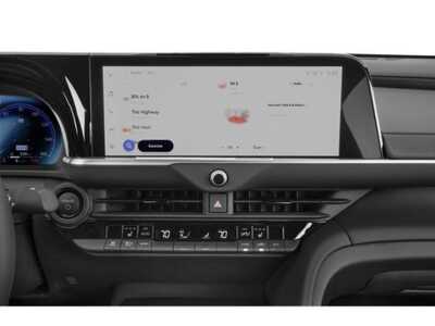 2025 Toyota Crown, $38977. Photo 9
