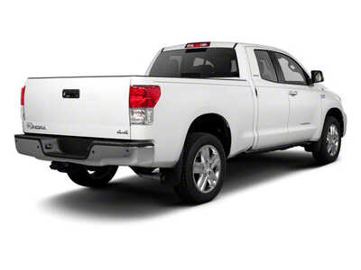 2010 Toyota Tundra Crew Cab, $10985. Photo 2