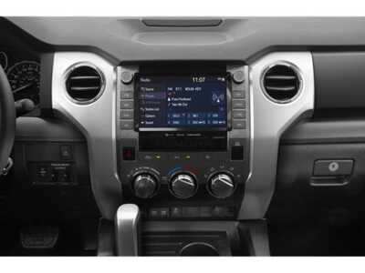 2019 Toyota Tundra Crew Cab, $44977. Photo 10