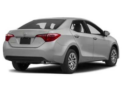 2019 Toyota Corolla, $18477. Photo 2