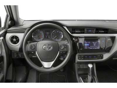 2019 Toyota Corolla, $18477. Photo 7