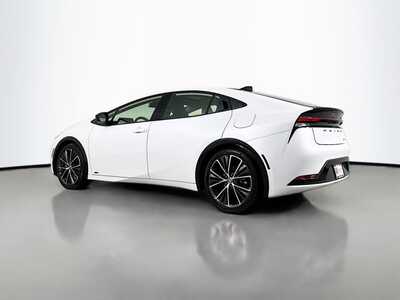 2025 Toyota Prius, $33977. Photo 5