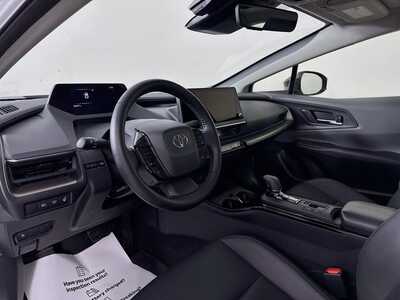 2025 Toyota Prius, $33977. Photo 9