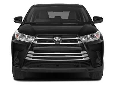 2017 Toyota Highlander, $20977. Photo 4