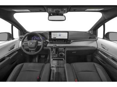2026 Toyota Sienna, $51350. Photo 7