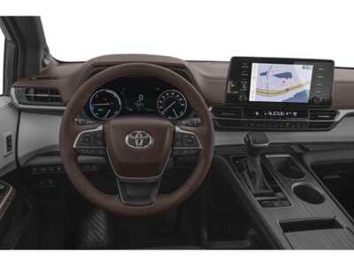 2026 Toyota Sienna, $63810. Photo 9